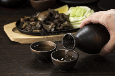 鸡肉,日本青酒,散养家禽,季节,夏天,玻璃,图像,水平画幅,准备食物,日本