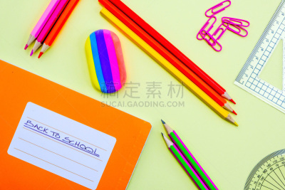 铅笔,几何学,回形针,笔记本,橡皮擦,水彩画颜料,小学,练习本,彩色铅笔,三角板