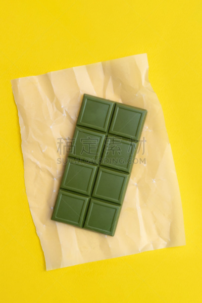 白巧克力,留白,绿茶,黄色背景,明亮,垂直画幅,饮食,高视角,日本,有机食品