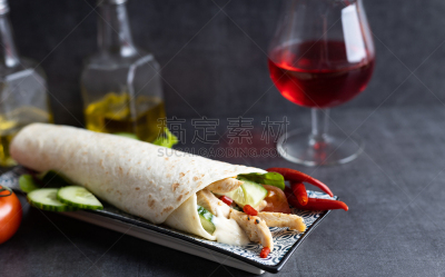 户外,快餐,玉米粉圆饼,蔬菜,清新,充满的,披肩,概念,石头,桌子