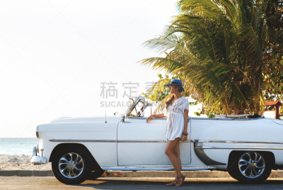汽车,幸福,敞篷车,青年女人,旅途,华贵,热带气候,复古风格,逃避现实,梦想