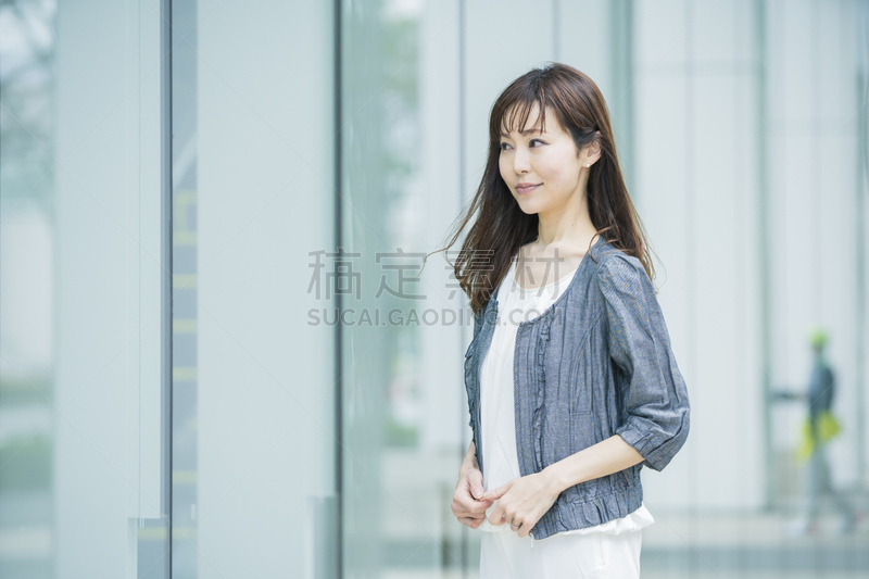 女商人,注视镜头,商务,专业人员,结论,仅日本人,肖像,一个人,远程工作,工作母亲