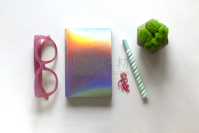 眼镜,静止的,苔藓,白色背景