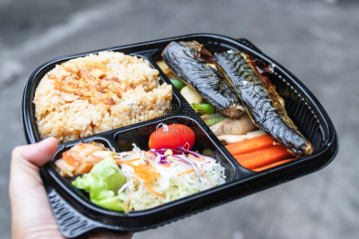 韩国泡菜,沙拉,鱼类,格子烤肉,蔬菜,沙巴岛,便当盒,大蒜,快餐店,炒饭