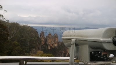 青绿色,山景城