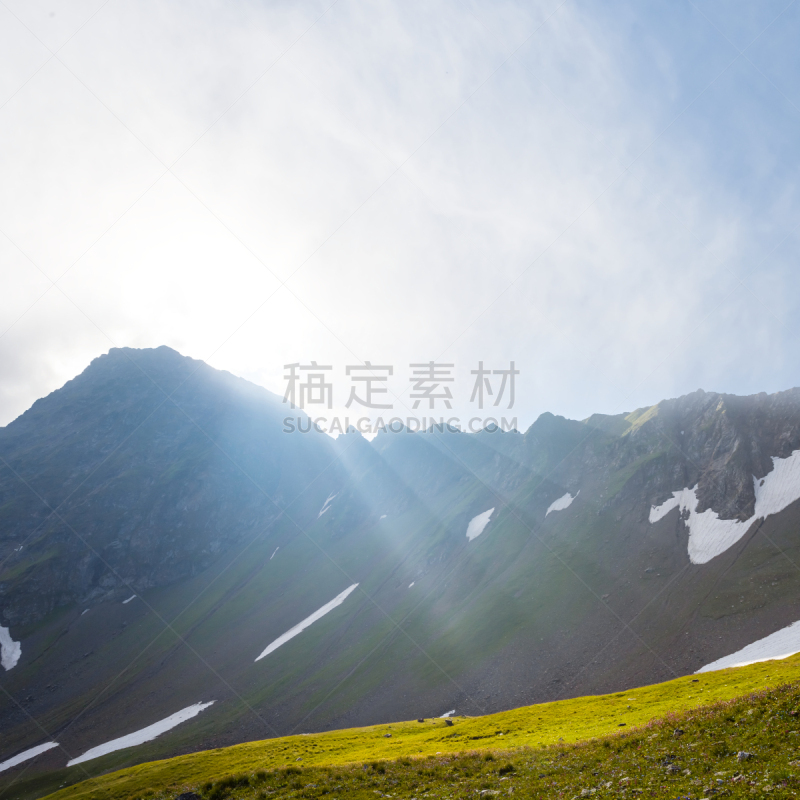 山谷,阳光光束,绿山国家森林公园,自然美,热,云景,云,雪,草,岩石