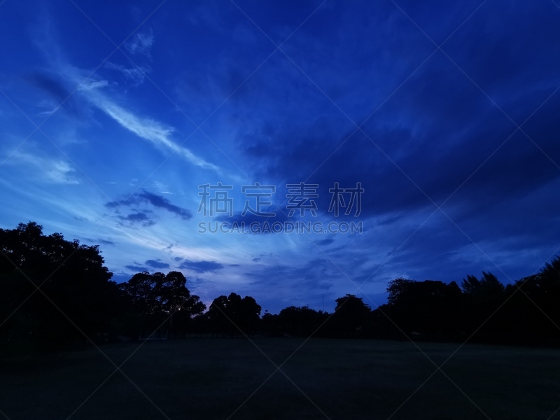 Ayutthaya​ view​ by​ Wat​ Mahathat​ during​sunset