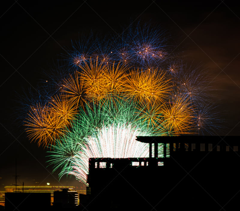 色彩鲜艳,夜晚,新年前夕,背景,烟花秀,天空,黑色,彩色背景,星系,闪光灯照明