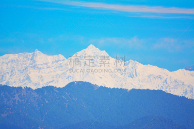 德拉敦,雪,乌塔兰恰尔邦,山脉,山景城,城市生活,著名景点,背景,户外,天空