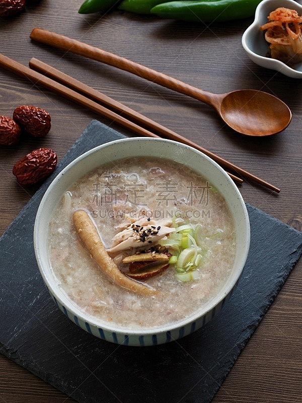 Korean food Chicken Rice Porridge, dak juk