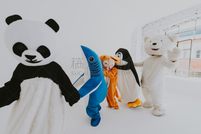 吉祥物,动物群,玩具,肖像,已灭绝生物,鲨鱼,动物,旅游嘉年华,舞蹈