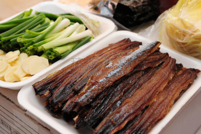 鲱鱼,干的,旗鱼,一半的,韩国食物,传统,蔬菜,香料,食品,浦项