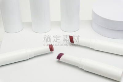 唇膏,背景分离,有污迹的,化妆用品,影棚拍摄,时尚,魅力,润肤露,闪亮的,红色