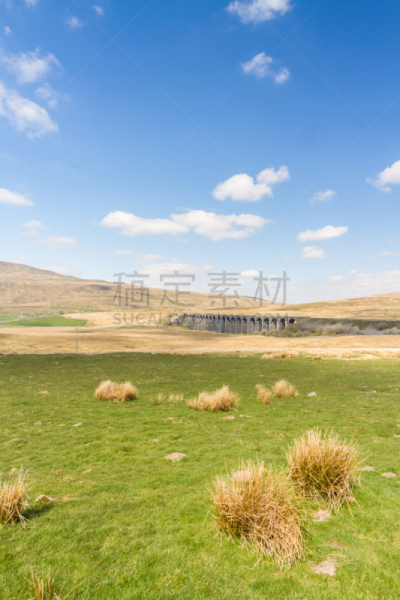 山,天空,绿色,蓝色,高架桥,雾,车站月台,远距离,传统,国内著名景点