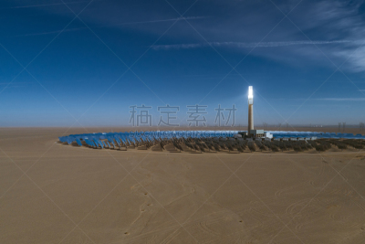 太阳能设备,航拍视角,热成像,发电站,可再生能源,环境,技术,设备用品,中国,沙漠