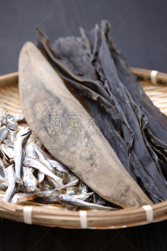 日本,干燥食品,肉汁,汤,鱼汤肉汤,石灰质的,鱼干,垂直画幅,沙丁鱼,无人